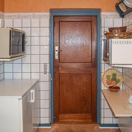 Lovely In With Kitchen